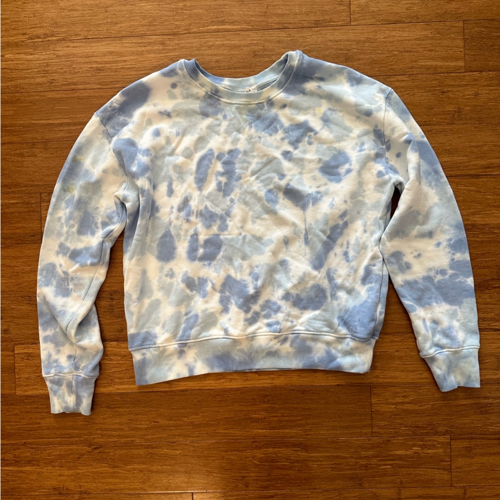 Time & Tru Blue Tie Dye Sweatshirt Size Large